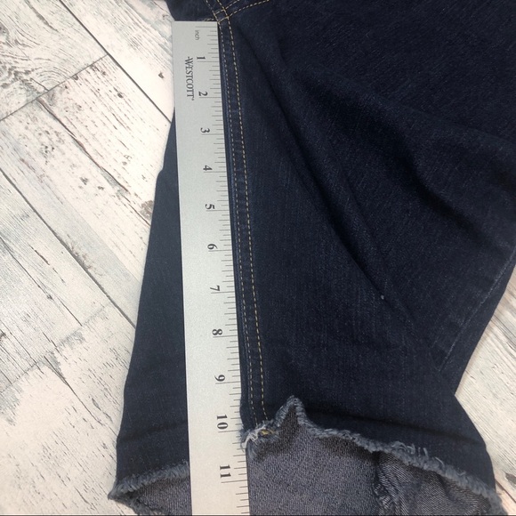 Levi’s 511 Slim Bermuda Denim Shorts 20R/30 - Picture 7 of 8